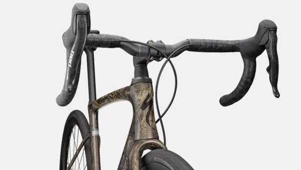 S-Works Roubaix SL8 – SRAM RED AXS 1